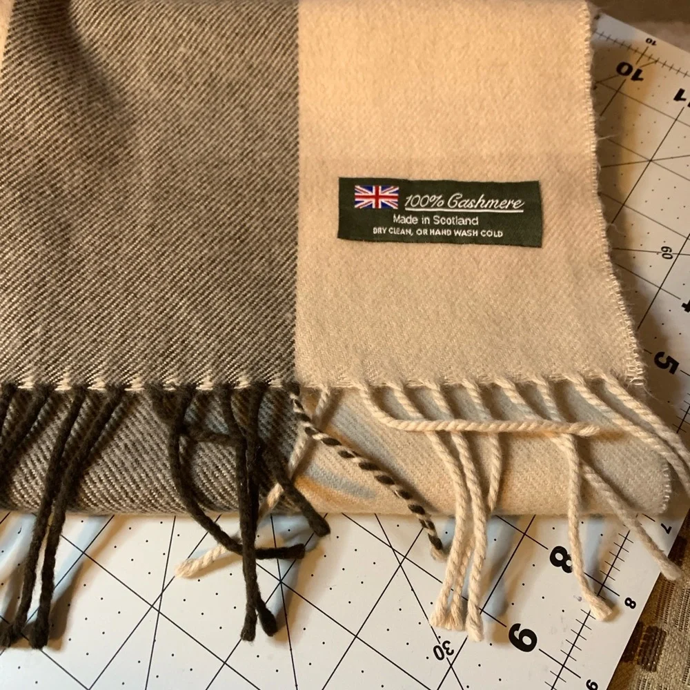 64 x12.5 100% cashmere Plaid Scarf in Brown and Cream